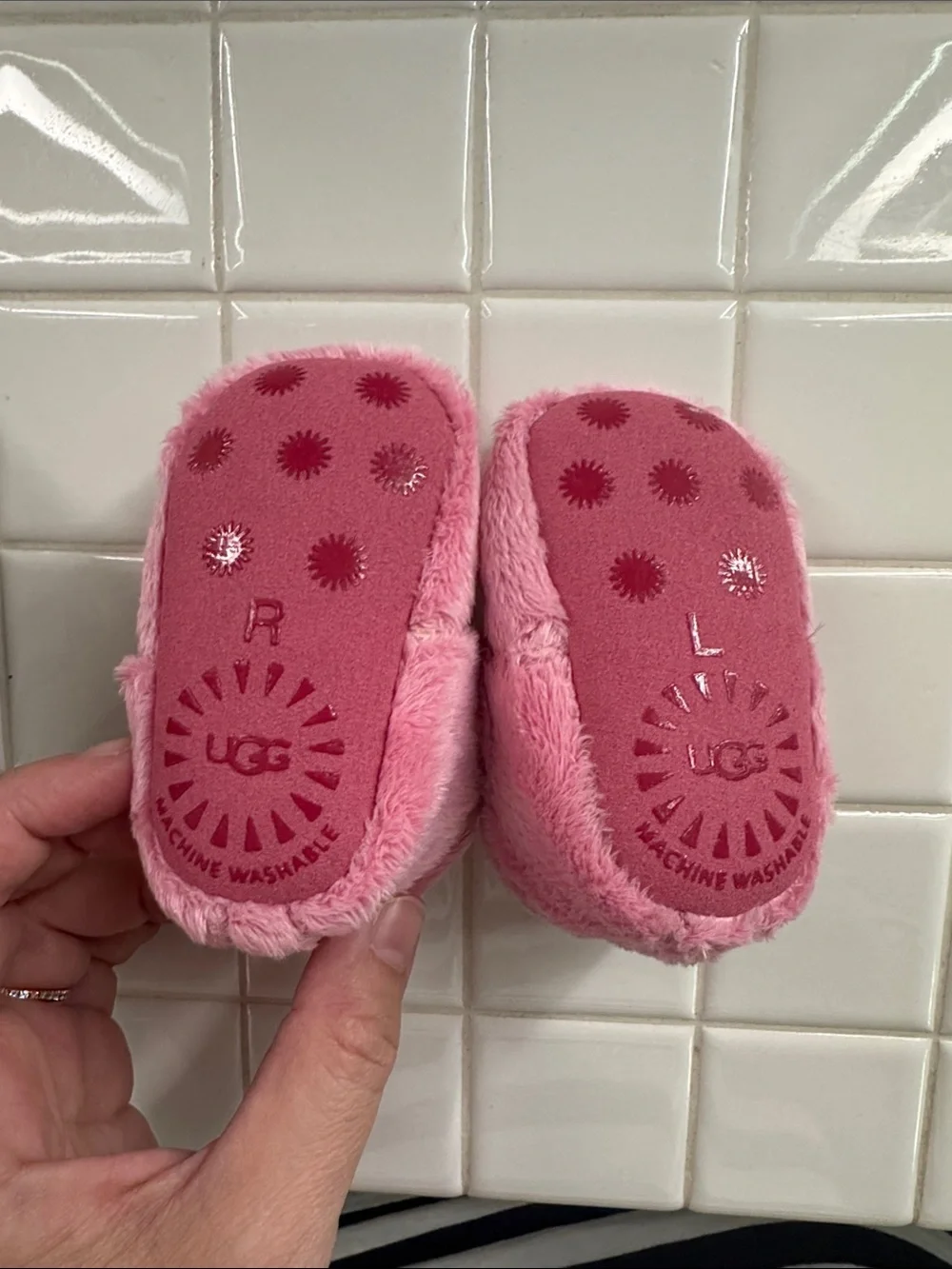 UGG Pink Bootie Slippers for baby-2 sets